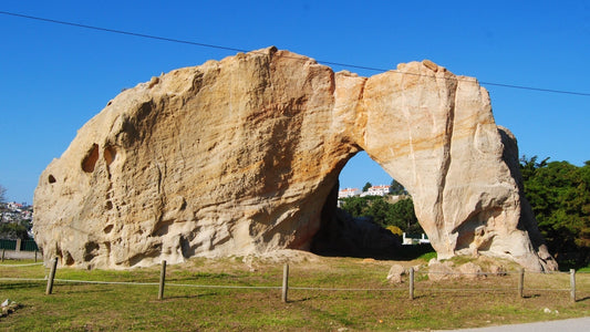 Penedo Furado – A Janela para o Atlântico